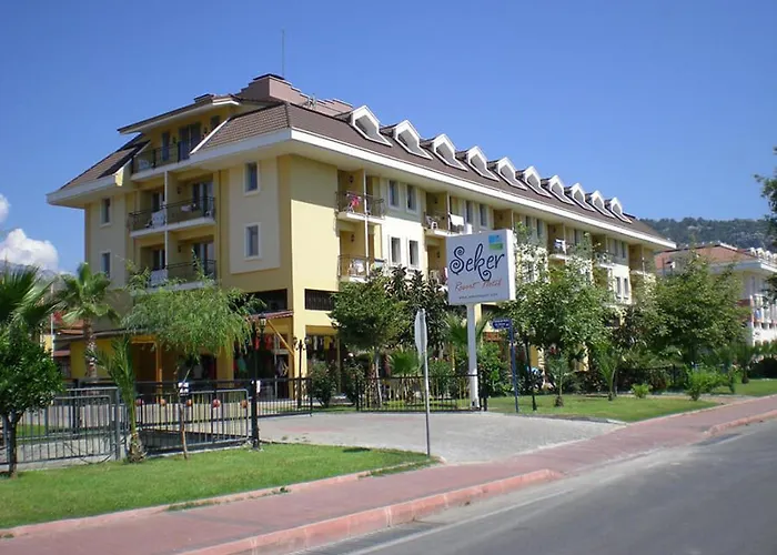 Seker Hotel Çamyuva