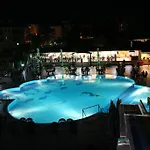 فندق Seker 3*
